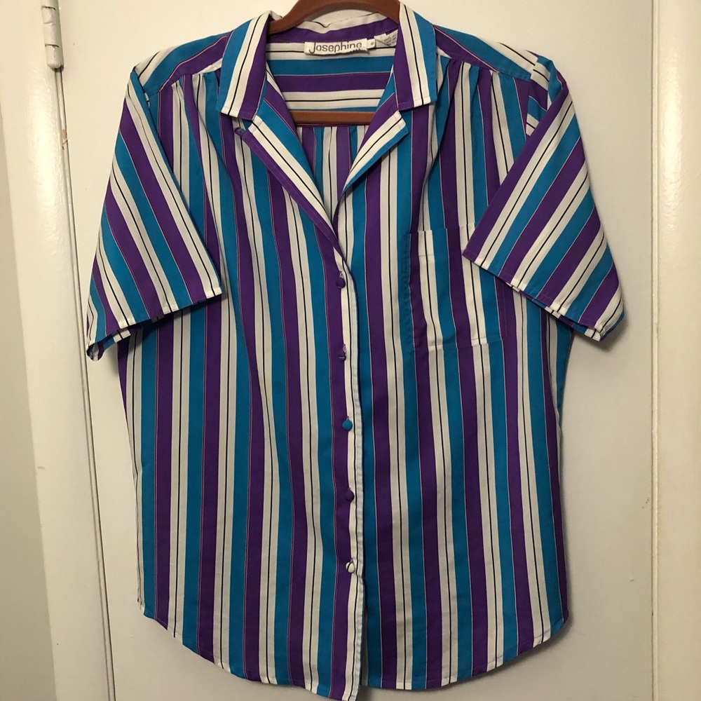 Short sleeve shirt